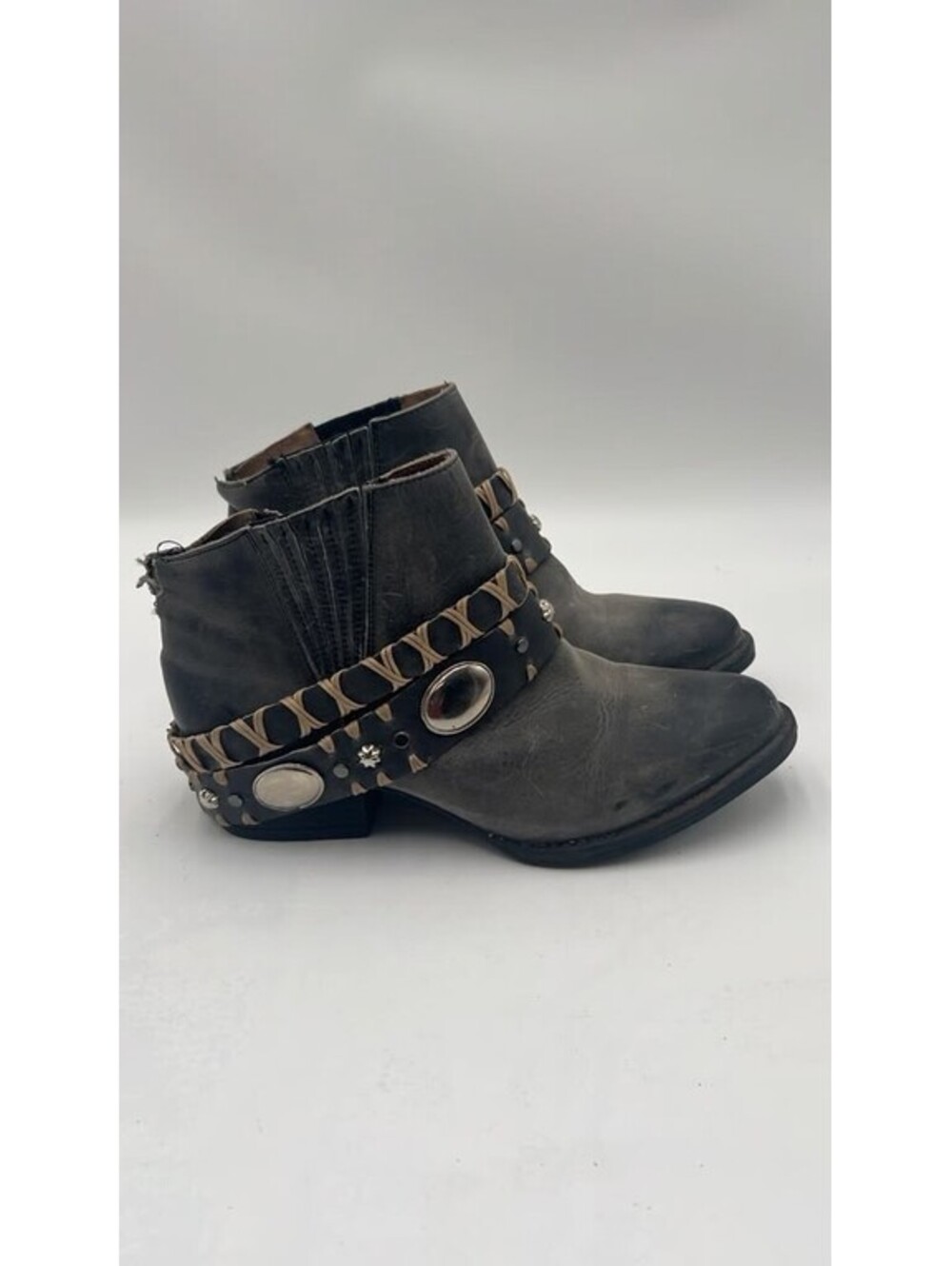 Women’s Circle G Harness Fashion Booties Black Leather Size 8.5M